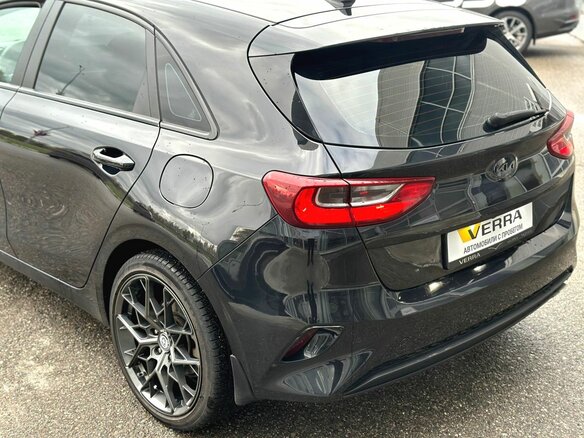 2020 Kia Ceed III, чёрный - вид 10