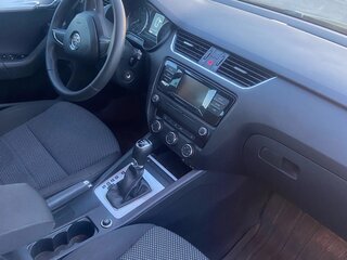 2016 Skoda Octavia III (A7), коричневый, 1350000 рублей, вид 5