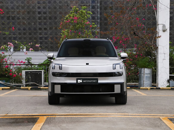 2026 Lynk & Co 900, серебристый, 7990000 рублей - вид 7