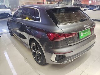 2023 Audi A3 Sportback 35 TFSI IV (8Y), серый, 1860000 рублей, вид 4