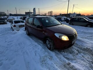 2011 Renault Sandero I, красный, 420000 рублей, вид 1
