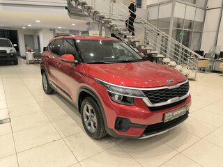 2020 Kia Seltos I, красный, 2200000 рублей, вид 3