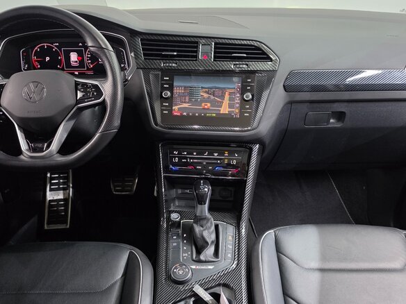 2020 Volkswagen Tiguan II, чёрный, 2980000 рублей - вид 11