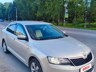 2014 Skoda Rapid I, серебристый, 800000 рублей, вид 2