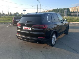 2021 BMW X5 25d IV (G05/G18), чёрный, 5700000 рублей, вид 3