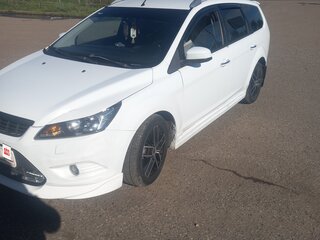 2011 Ford Focus II Рестайлинг, белый, 575000 рублей, вид 1