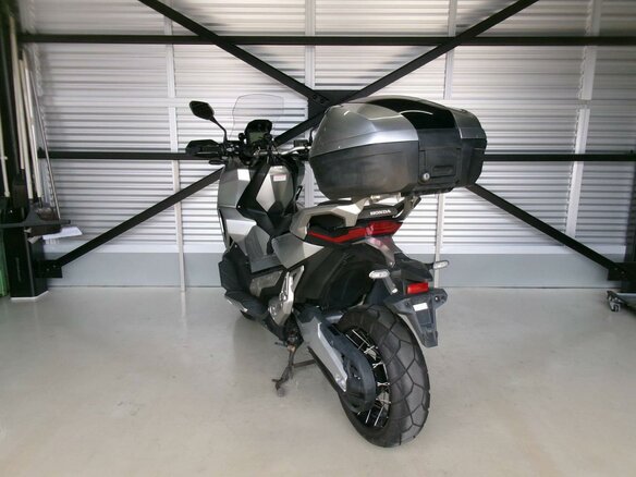 2017 Honda X-ADV, серебристый - вид 3
