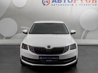 2017 Skoda Octavia III (A7) Рестайлинг, белый, 1474000 рублей, вид 3