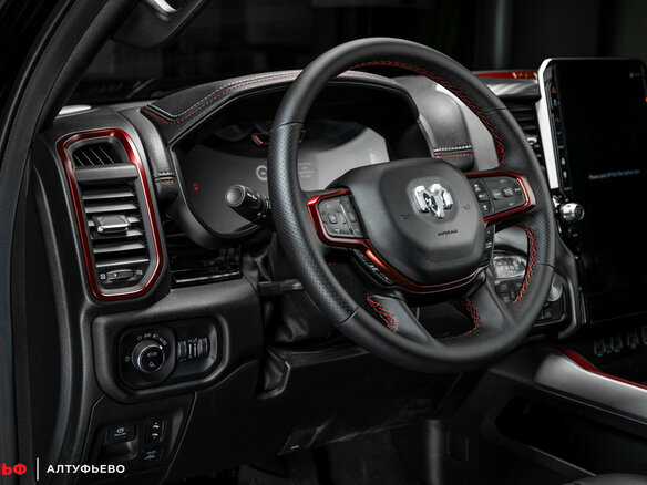 2025 Ram 1500 Crew Cab V Рестайлинг, чёрный, 9290000 рублей - вид 15