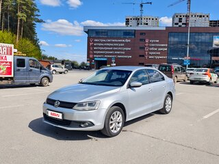 2013 Volkswagen Jetta VI, серебристый, 800000 рублей, вид 4
