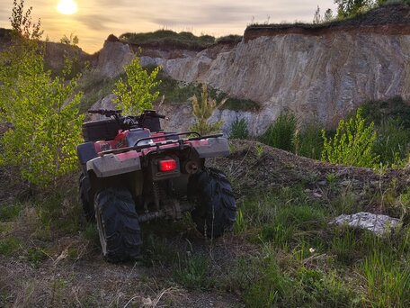 2000 Yamaha Grizzly 660, красный, 400000 рублей, вид 2