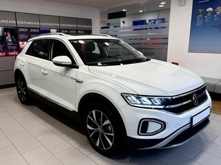 2025 Volkswagen T-Roc I (China Market) Рестайлинг, белый, 3290000 рублей, вид 2