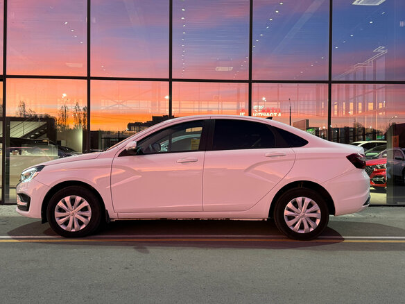 2024 Lada (ВАЗ) Vesta I Рестайлинг (NG), белый, 1299000 рублей - вид 6