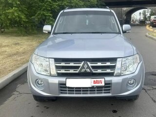 2012 Mitsubishi Pajero IV Рестайлинг 1, серебристый, 1330000 рублей, вид 2