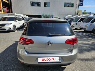 2014 Volkswagen Golf VII, серый, 1226069 рублей, вид 4