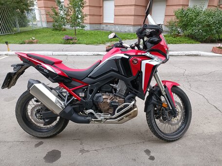 2020 Honda CRF 1100L Africa Twin, красный, 1400000 рублей, вид 1