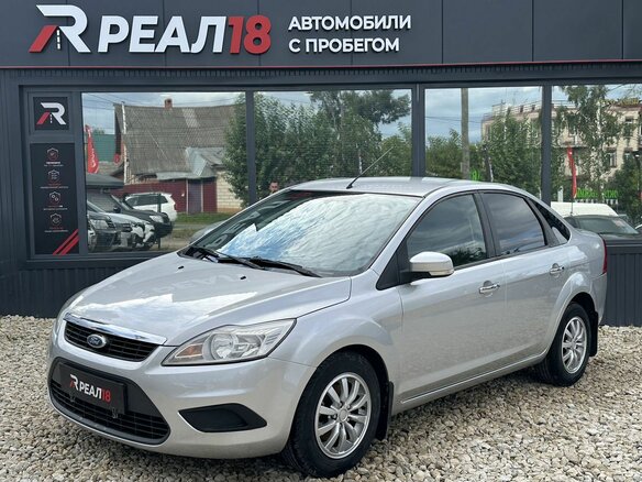2008 Ford Focus II Рестайлинг, серебристый - вид 1