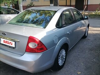 2009 Ford Focus II Рестайлинг, серебристый, 535000 рублей, вид 2