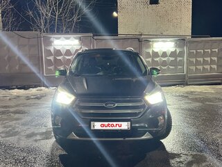 2017 Ford Kuga II Рестайлинг, серый, 1300000 рублей, вид 3
