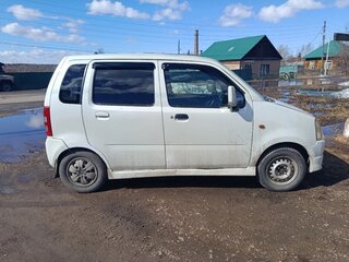 2001 Suzuki Wagon R Solio II, белый, 150000 рублей, вид 2