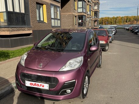 2012 Peugeot 107 I Рестайлинг 2, фиолетовый, 600000 рублей, вид 2