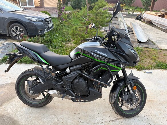 2019 Kawasaki Versys 650, чёрный, 600000 рублей - вид 1