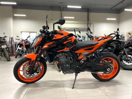 2022 KTM 890 Duke GP, оранжевый, 899000 рублей, вид 1