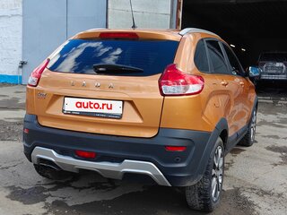 2020 Lada (ВАЗ) XRAY Cross I, оранжевый, 1400000 рублей, вид 3