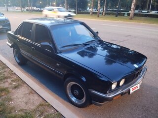 1984 BMW 3 серии 323i II (E30), чёрный, 1000000 рублей, вид 1