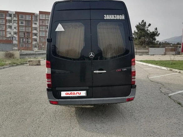 2013 Mercedes-Benz Sprinter Classic, чёрный, 2400000 рублей - вид 3