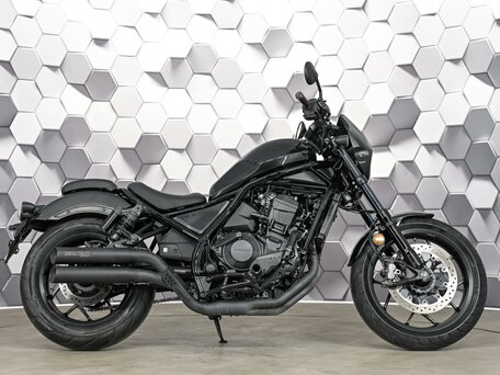 2023 Honda CMX 1100 Rebel, серый, 899000 рублей, вид 3
