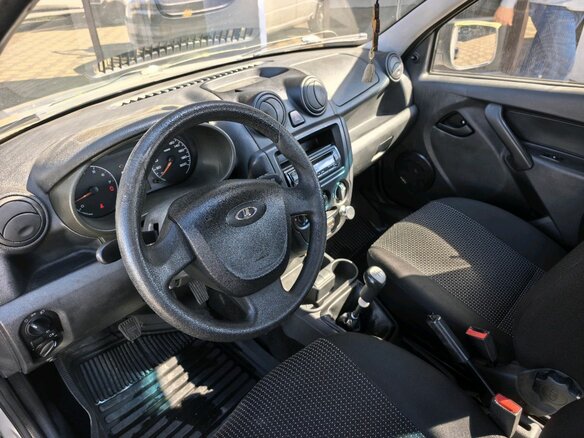 2012 Lada (ВАЗ) Granta I, серебристый, 260000 рублей - вид 8