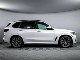 2021 BMW X5 40i IV (G05/G18), белый, 6700000 рублей, вид 4