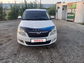 2013 Skoda Fabia II Рестайлинг, белый, 870000 рублей, вид 1