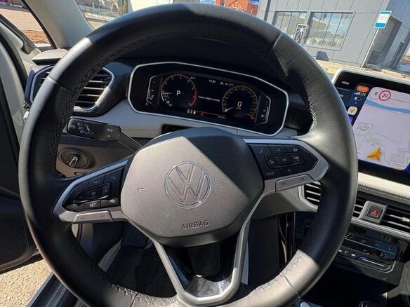 2023 Volkswagen Tayron I Рестайлинг, белый, 2760000 рублей - вид 14