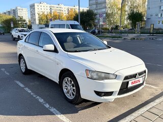 2010 Mitsubishi Lancer X, белый, 490000 рублей, вид 3