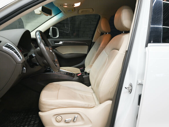 2014 Audi Q5 I (8R) Рестайлинг, серебристый, 2190000 рублей - вид 19