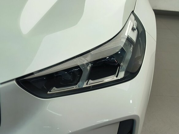 2025 BMW X1 Long 25Li sDrive III (U11/U12), белый, 5360000 рублей - вид 25