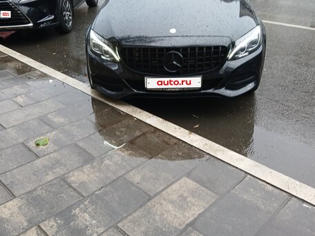 2014 Mercedes-Benz C-Класс 180 IV (W205), чёрный, 1800000 рублей, вид 2
