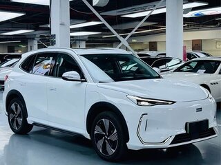 2025 Geely Galaxy E5 68.39 kWh, белый, 3090000 рублей, вид 3