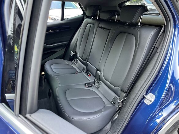 2021 BMW X2 sDrive20i I (F39), синий, 1600000 рублей - вид 13