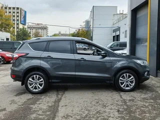 2018 Ford Kuga II Рестайлинг, серый, 1350000 рублей, вид 4