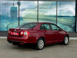 2008 Volkswagen Jetta V, красный, 375000 рублей, вид 5