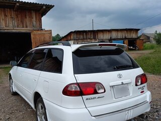 2000 Toyota Caldina II Рестайлинг, белый, 650000 рублей, вид 3