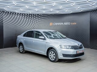 2018 Skoda Rapid I Рестайлинг, серебристый, 600000 рублей, вид 3