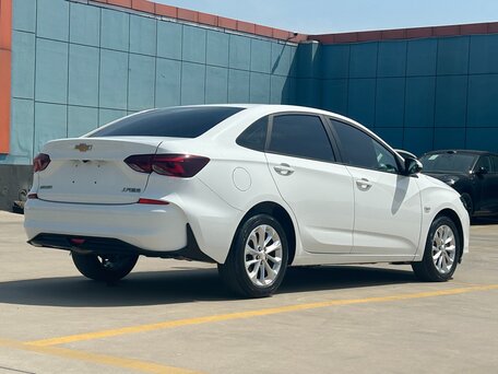 2022 Chevrolet Monza II Рестайлинг, белый, 1446000 рублей, вид 5