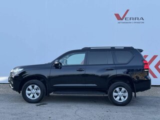 2021 Toyota Land Cruiser Prado 150 Series Рестайлинг 3, чёрный, 6050000 рублей, вид 3