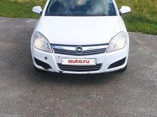 2011 Opel Astra H Рестайлинг, белый, 260000 рублей, вид 4