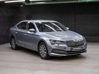 2021 Skoda Superb III Рестайлинг, серый, 1869000 рублей, вид 3