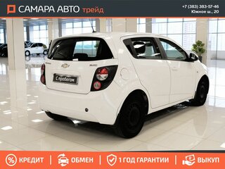 2012 Chevrolet Aveo II, белый, 549000 рублей, вид 2